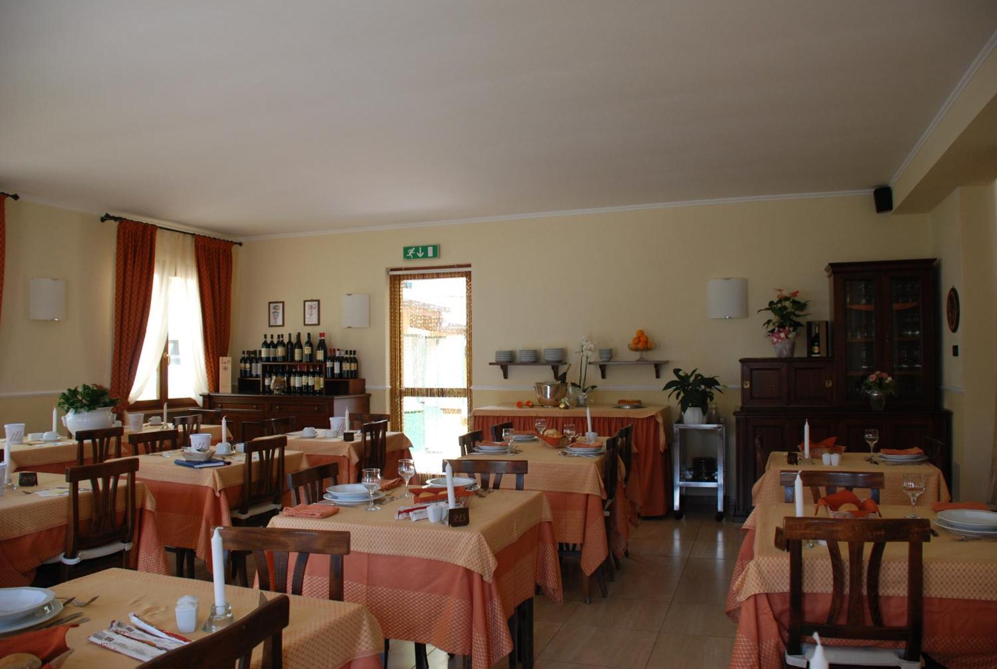 Hotel Primula 2*